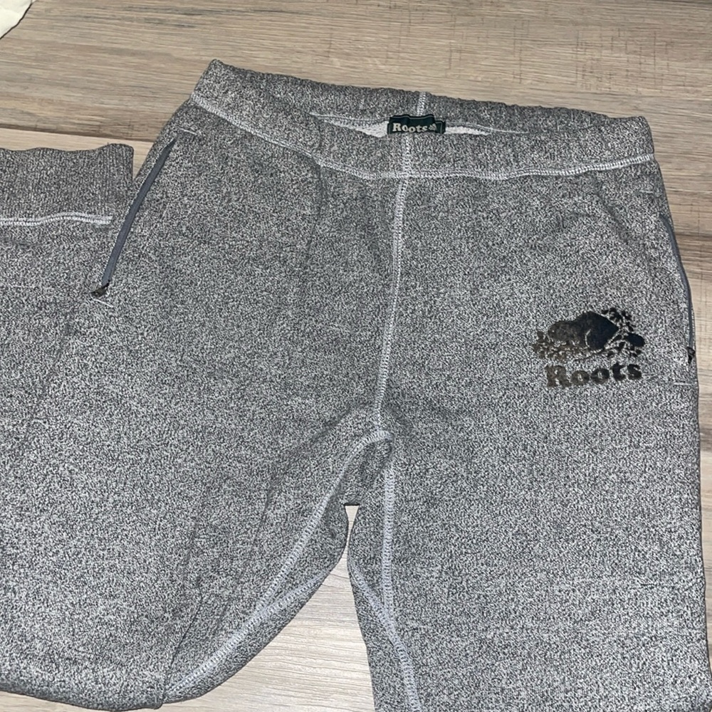 Unisex roots grey sweats